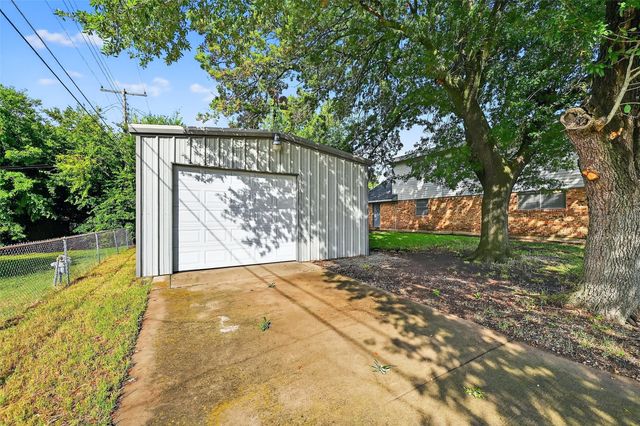 1101 Patricia Drive, Sherman, TX 75090