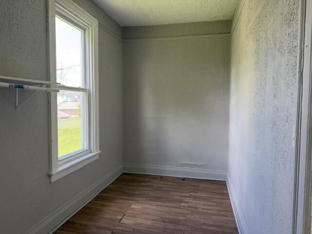 3037 Dr William Finlayson STREET, Milwaukee, WI 53212