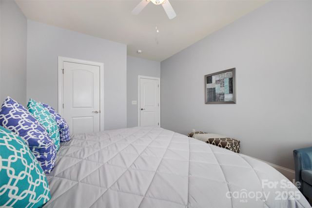 5410 Shannon Bell Lane, Charlotte, NC 28277