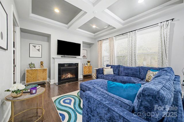 5410 Shannon Bell Lane, Charlotte, NC 28277