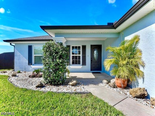 3106 72nd ST W, Lehigh Acres, FL 33971