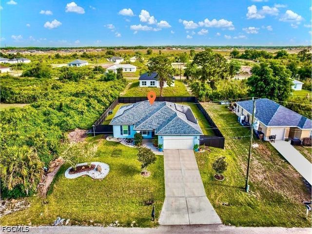 3106 72nd ST W, Lehigh Acres, FL 33971