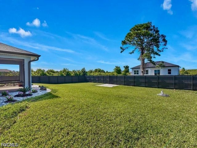 3106 72nd ST W, Lehigh Acres, FL 33971