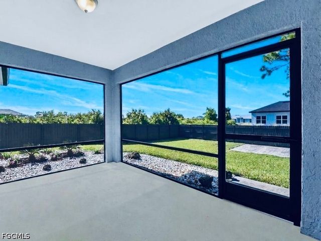 3106 72nd ST W, Lehigh Acres, FL 33971