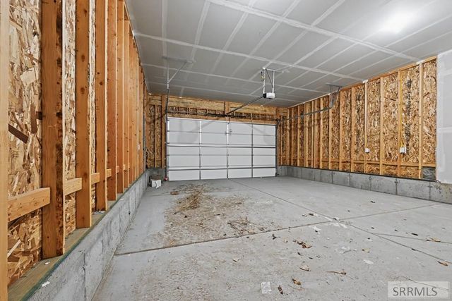 3670 Kingsboro Avenue, Ammon, ID 83406