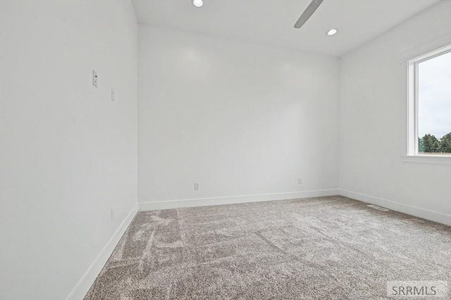 3670 Kingsboro Avenue, Ammon, ID 83406