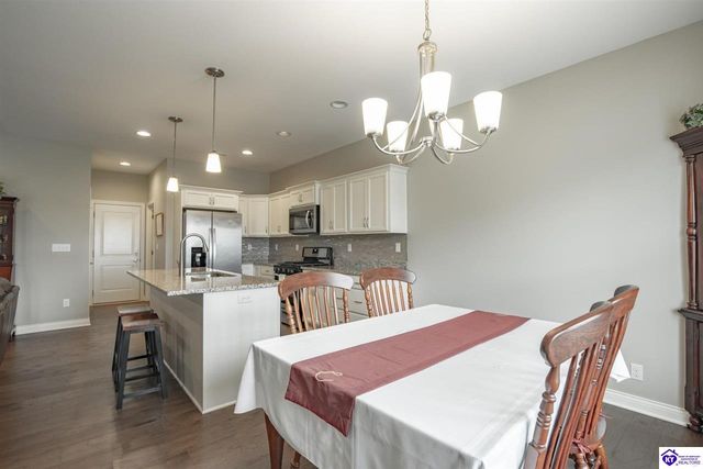200 B Village Brooke Drive, Elizabethtown, KY 42701