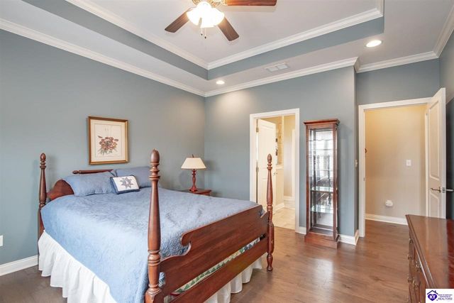 200 B Village Brooke Drive, Elizabethtown, KY 42701