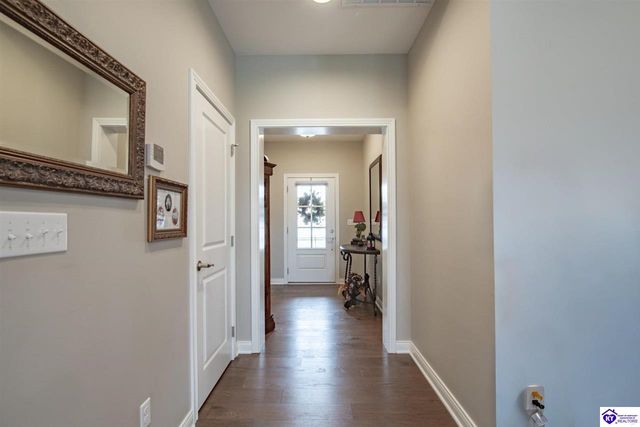 200 B Village Brooke Drive, Elizabethtown, KY 42701