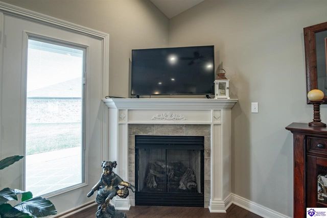 200 B Village Brooke Drive, Elizabethtown, KY 42701