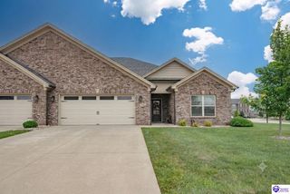 200 B Village Brooke Drive, Elizabethtown, KY 42701