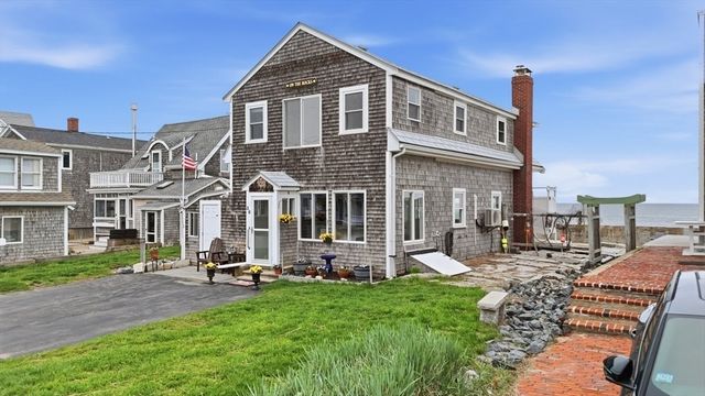 36 Ocean St, Marshfield, MA 02050