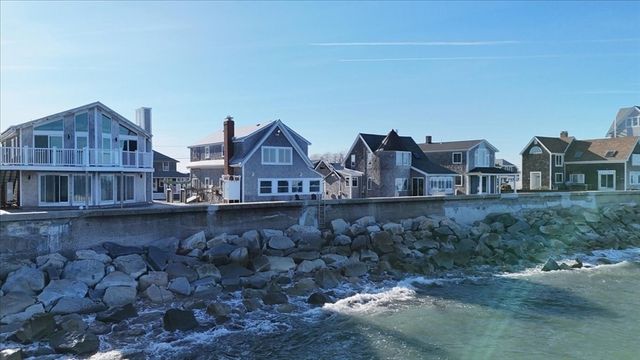 36 Ocean St, Marshfield, MA 02050