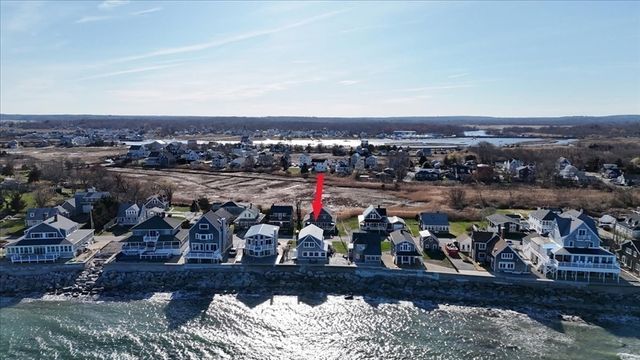36 Ocean St, Marshfield, MA 02050