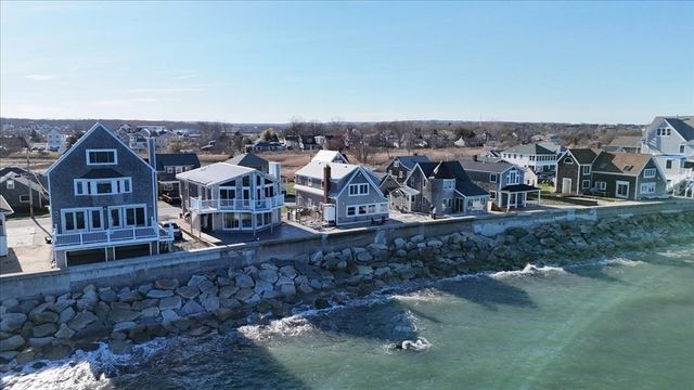 36 Ocean St, Marshfield, MA 02050
