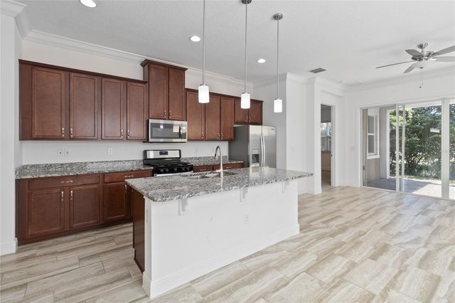 2491 YELLOW BRICK ROAD, St Cloud, FL 34772