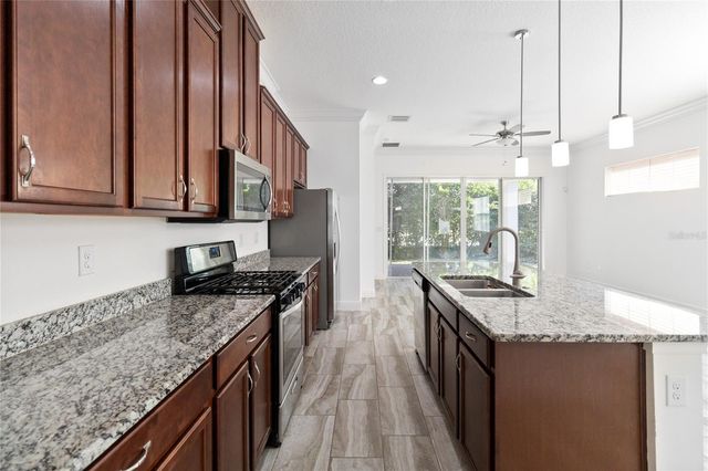 2491 YELLOW BRICK ROAD, St Cloud, FL 34772