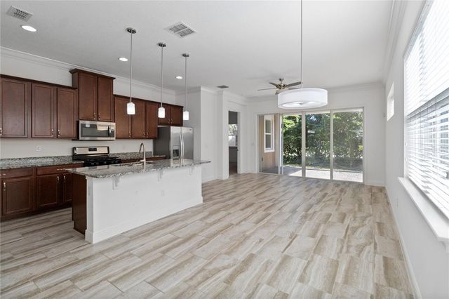 2491 YELLOW BRICK ROAD, St Cloud, FL 34772