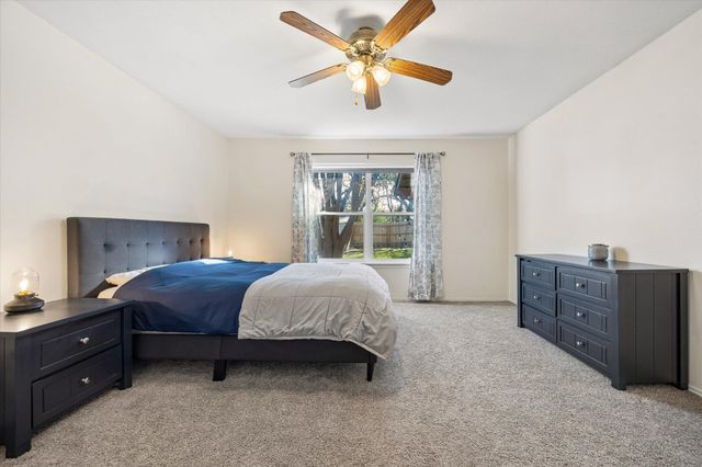 2011 Harvest Moon DR, Cedar Park, TX 78613