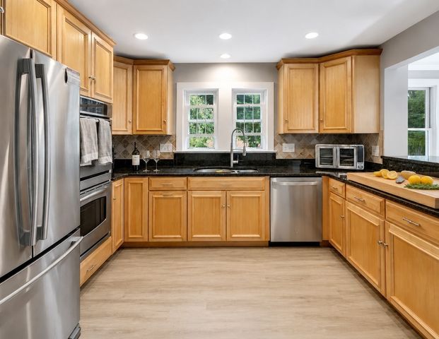 300 Pratt Street, Mansfield, MA 02048
