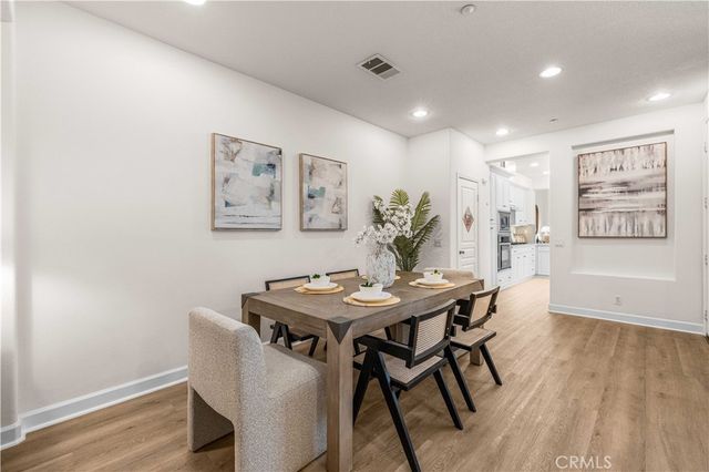 98 Sarabande, Irvine, CA 92620
