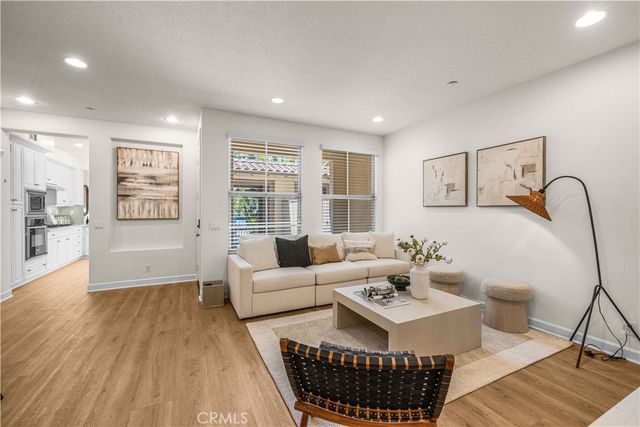98 Sarabande, Irvine, CA 92620