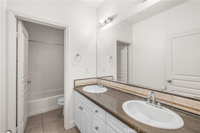 98 Sarabande, Irvine, CA 92620