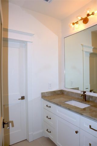1836 Cortlandt Street, Houston, TX 77008