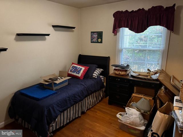 6250 SLEEPY HOLLOW RD, La Plata, MD 20646