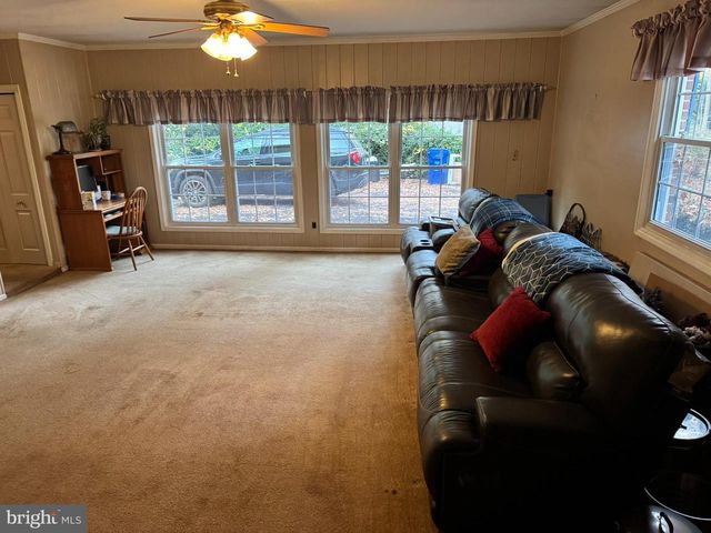 6250 SLEEPY HOLLOW RD, La Plata, MD 20646
