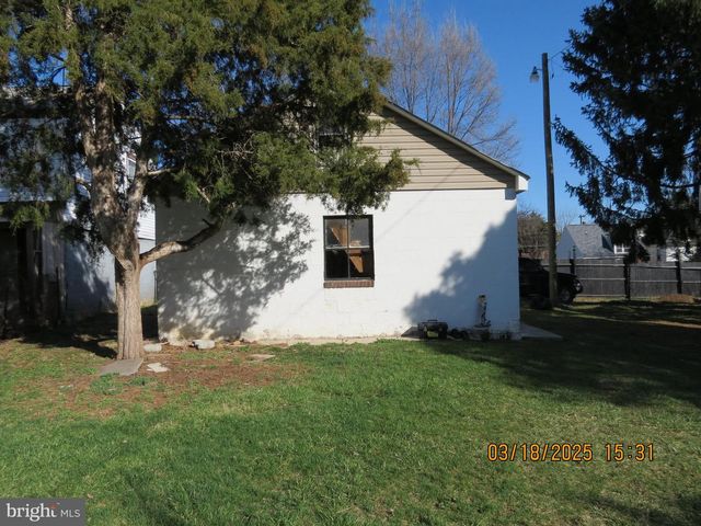 820 NEW YORK AVE, Martinsburg, WV 25401