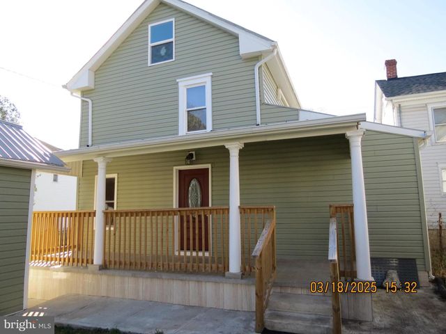 820 NEW YORK AVE, Martinsburg, WV 25401