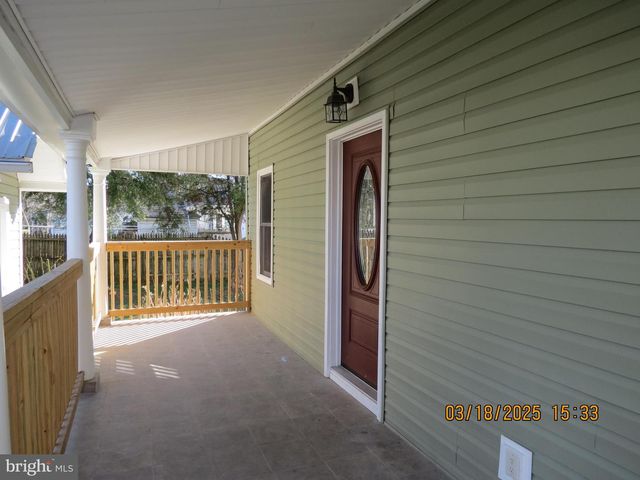 820 NEW YORK AVE, Martinsburg, WV 25401