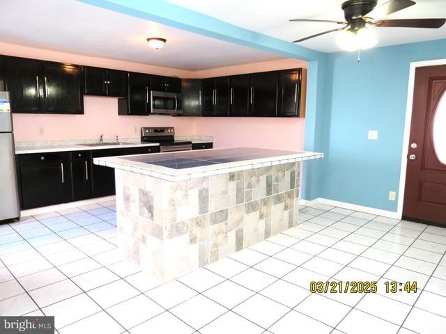 820 NEW YORK AVE, Martinsburg, WV 25401