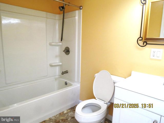 820 NEW YORK AVE, Martinsburg, WV 25401