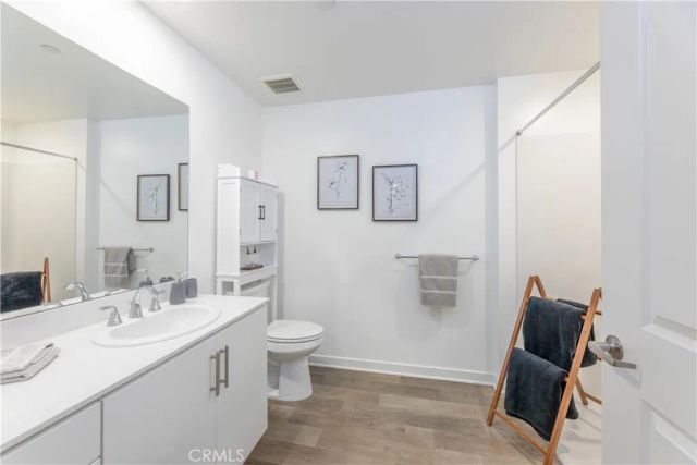 9001 Cerise Lane 111, Cypress, CA 90630
