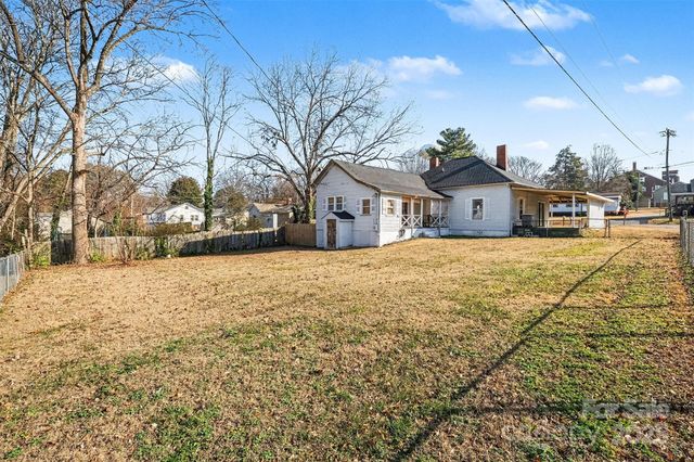 911 N Walnut Street, Kannapolis, NC 28081