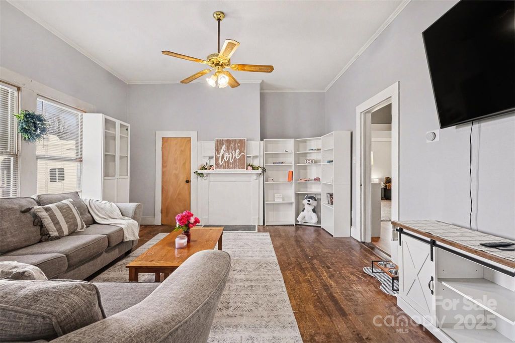 911 N Walnut Street, Kannapolis, NC 28081