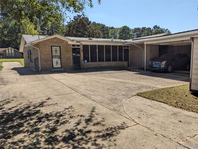 2912 McFadden Drive, Tuskegee, AL 36088
