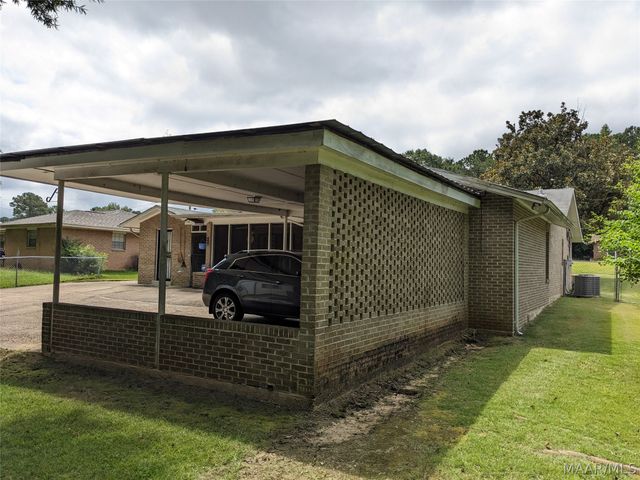 2912 McFadden Drive, Tuskegee, AL 36088
