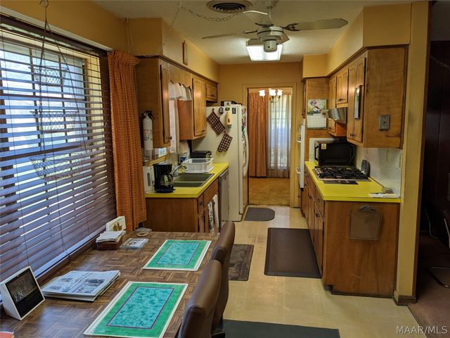 2912 McFadden Drive, Tuskegee, AL 36088