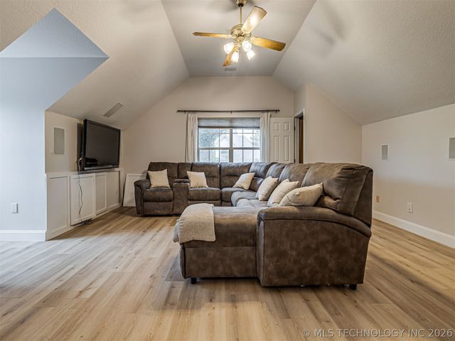 10113 S Fulton Avenue, Tulsa, OK 74137