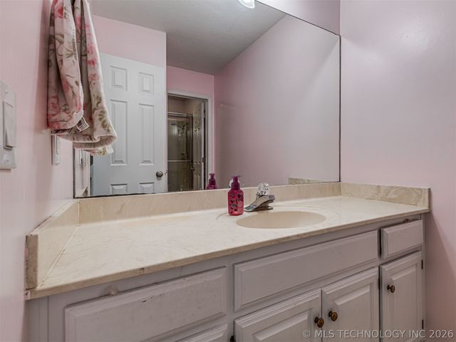 10113 S Fulton Avenue, Tulsa, OK 74137