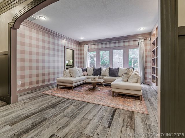 10113 S Fulton Avenue, Tulsa, OK 74137