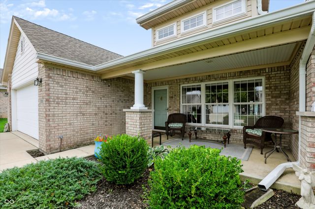 1068 Hilltop Commons Boulevard, Whiteland, IN 46184