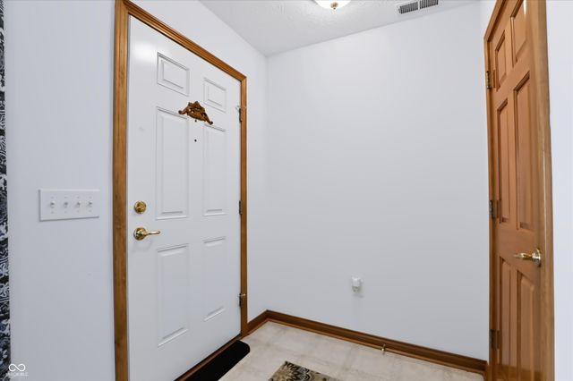 1068 Hilltop Commons Boulevard, Whiteland, IN 46184