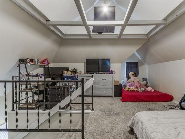 909 N McKinley Avenue, Shawnee, OK 74801