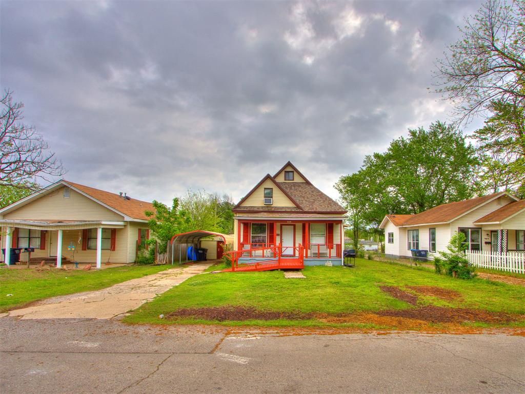 Image 1 of property listing at 909 N McKinley Avenue, Shawnee, OK 74801
