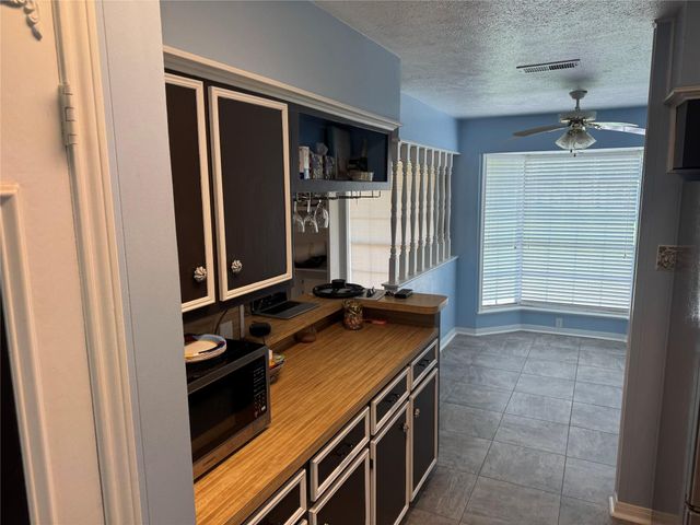 1710 Cypress Manor Drive, Huffman, TX 77336