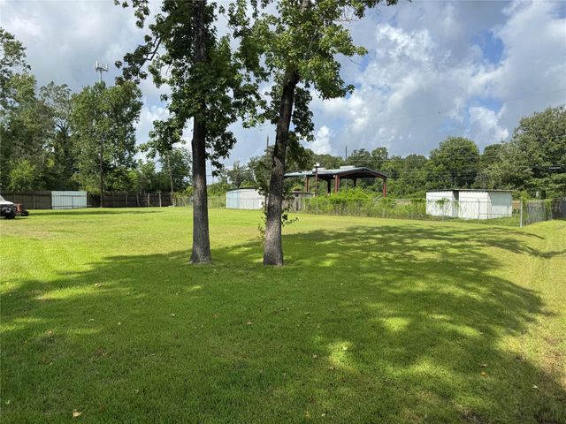1710 Cypress Manor Drive, Huffman, TX 77336